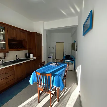 Centro E Mare A Portata Di Mano * אלבניה