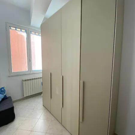 Centro E Mare A Portata Di Mano * Albenga